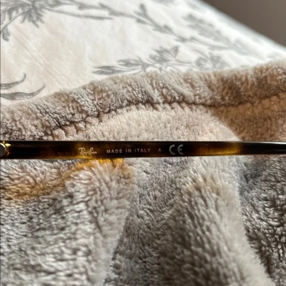 Ray-Ban Women's 4371 Tortoiseshell Frame Sunglasses - Picture 5 of 7